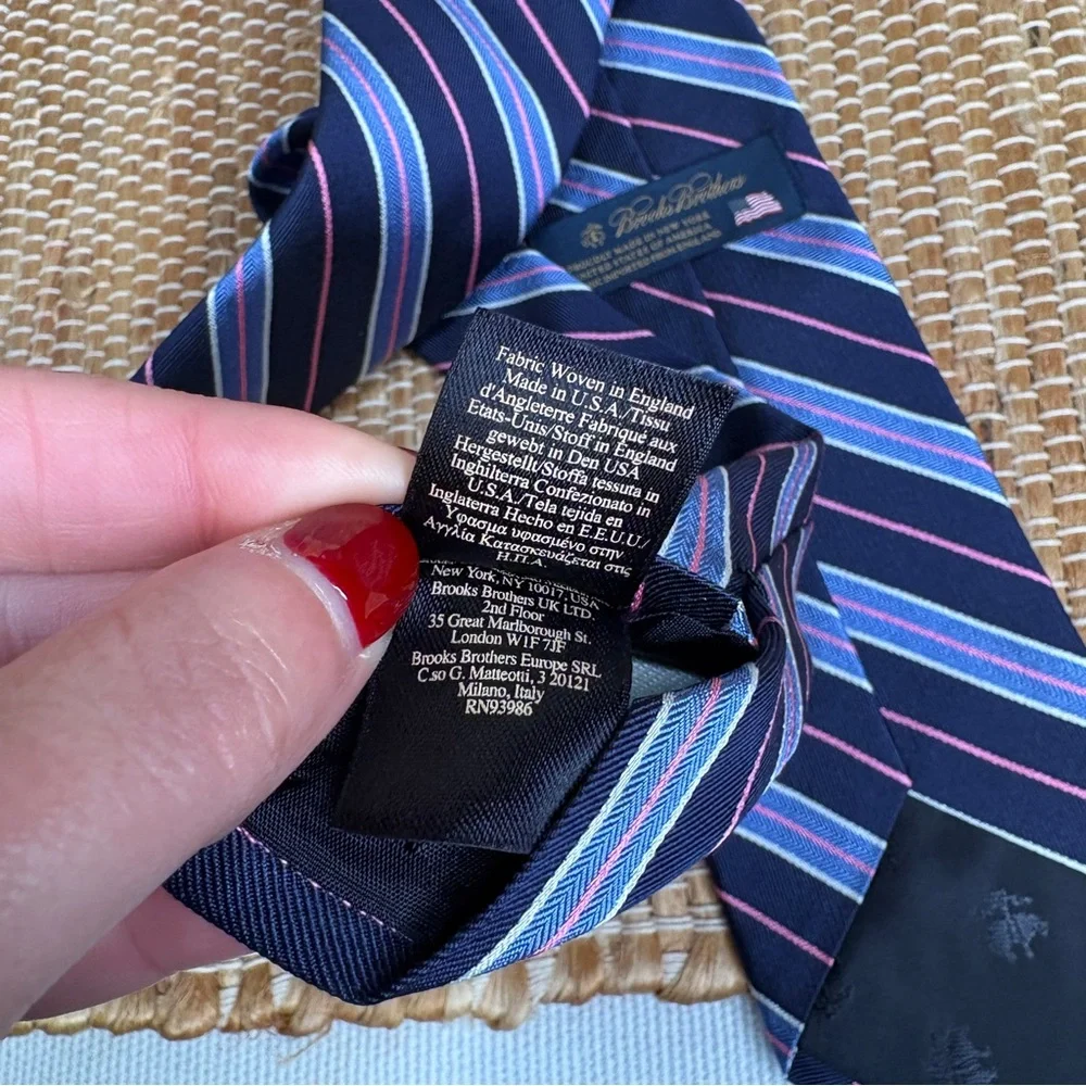 Brooks Brothers Silk Blue White Navy & Pink Diagonal Striped Tie